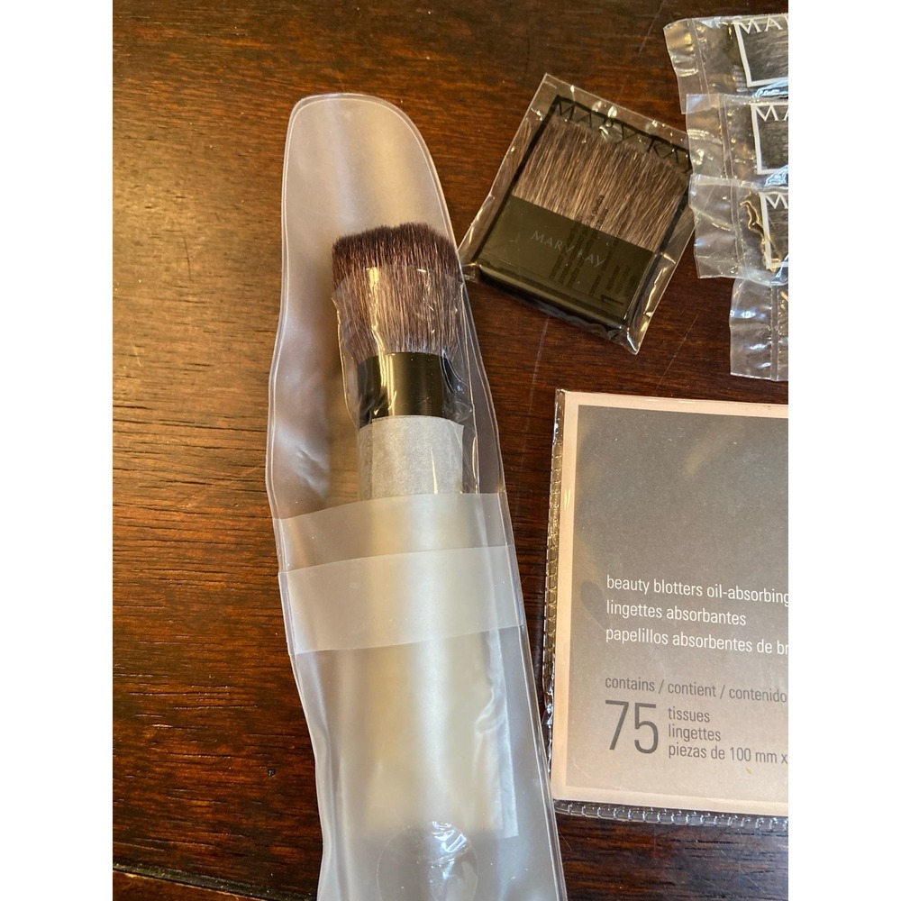 Mary Kay - Picture 5 of 5